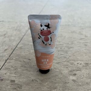 Vespro Milk Hand & Body Cream